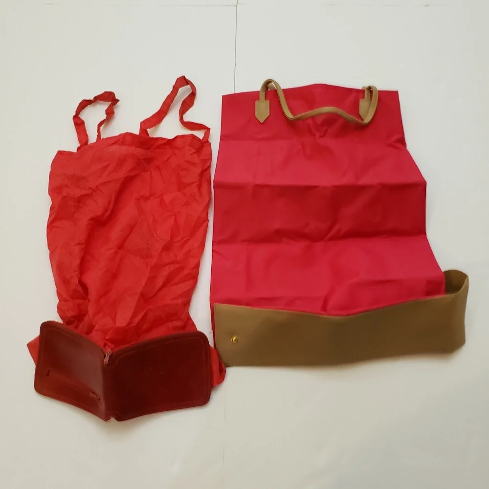 Reusable Totes in Folded Wallets Easily Portable - Picture 5 of 7